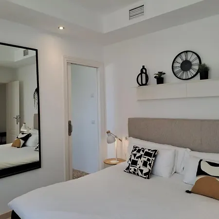 Διαμέρισμα Noctua Puerto Alto 018